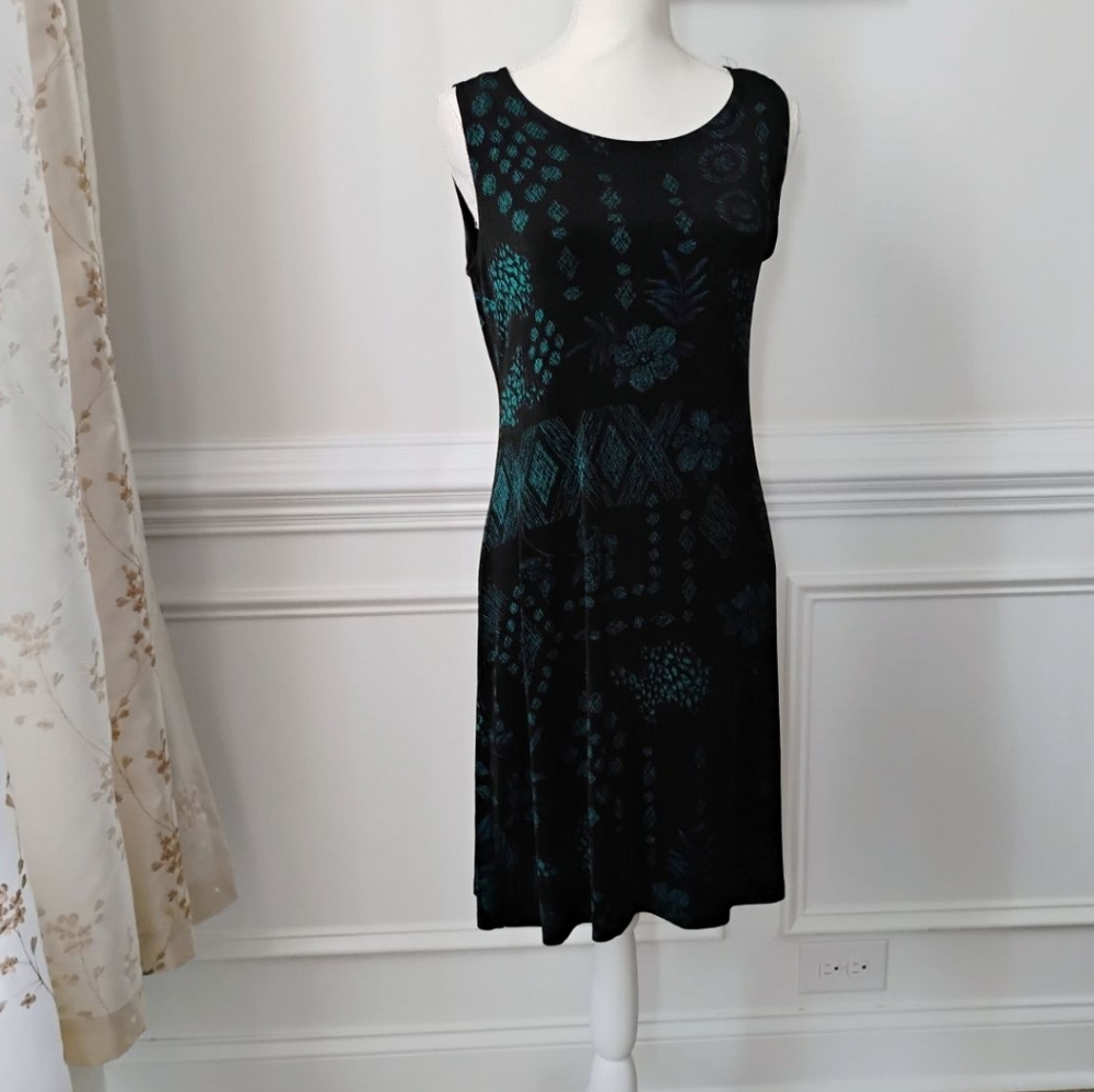 Gorgeous Ronni Nicole By Ouida Sz-10 Black & Green